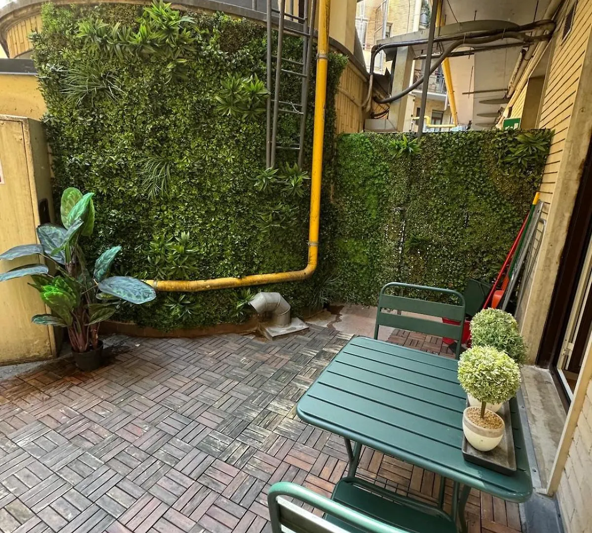 Luxury San Babila Apartment Милан